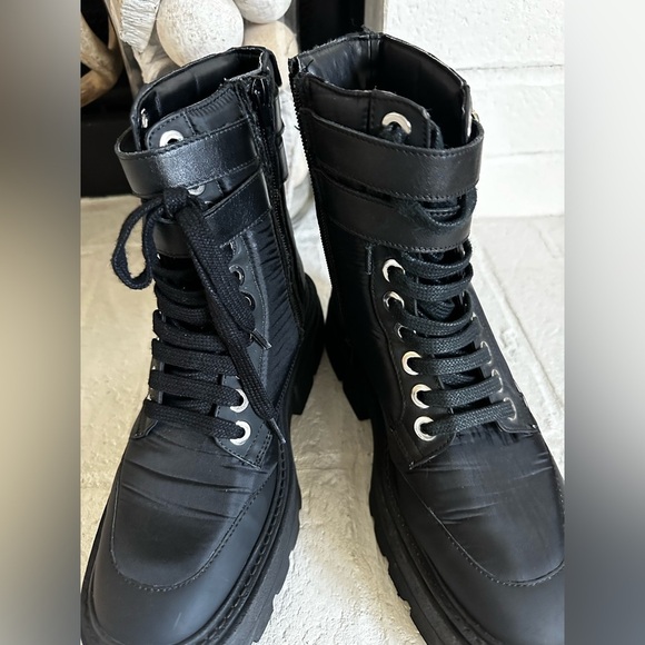 ZARA QUILTED NYLON LOW HEEL ANKLE BOOTS Size 7 - Picture 9 of 11